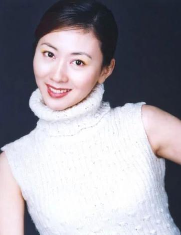 Model Tang Jiali: The photo album has been viewed more than 200 million