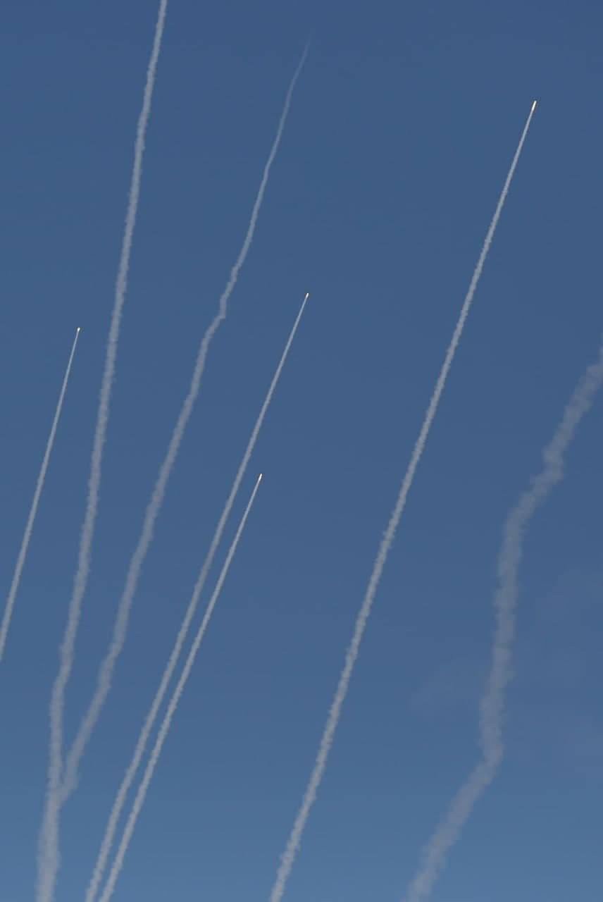 Shell Flew As soon as McCarthy left, the flames of war in the Middle East resumed ...