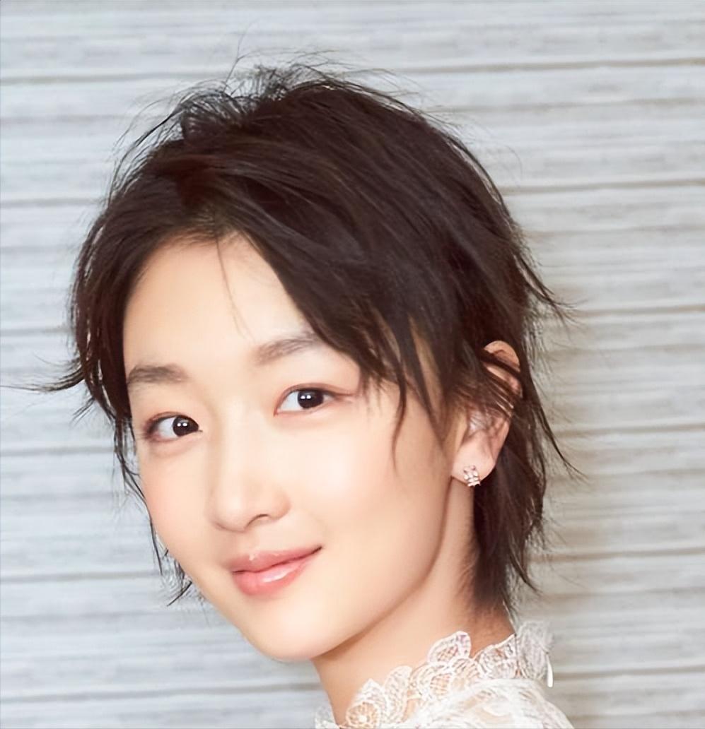 China's Zhou Dongyu on Redefining Sexy for Victoria's Secret – WWD