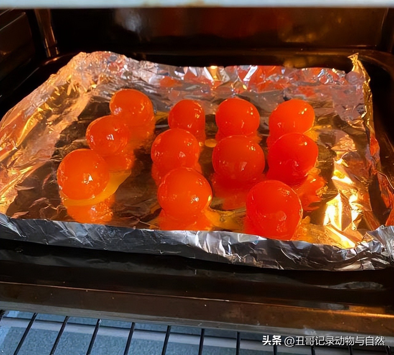 Salted egg yolk sauce is delicious and versatile iMedia