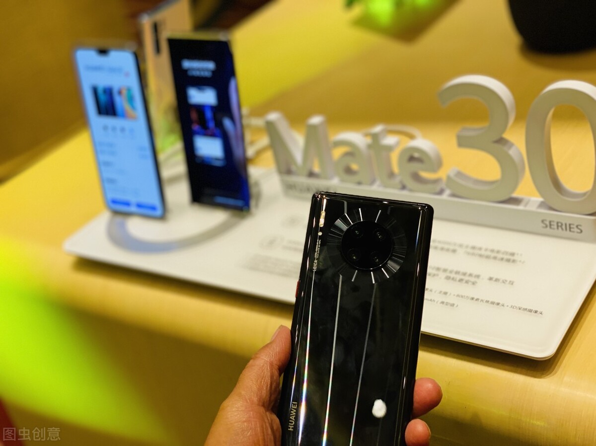 What exactly should a midrange phone look like to be considered