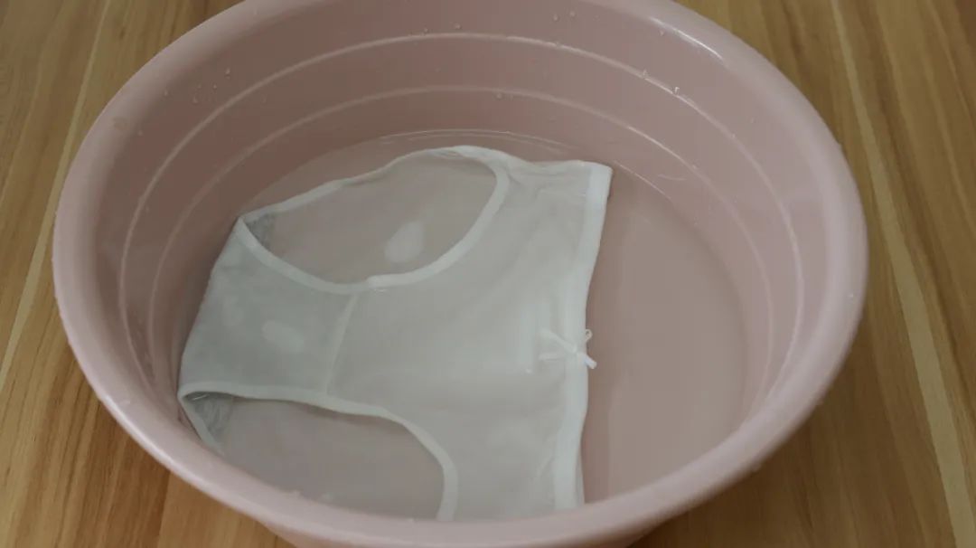 How often do women's underwear need to be changed?These 4 points, early