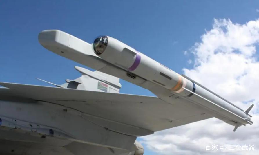 Why did China buy thousands of R27 missiles that missed the target ...