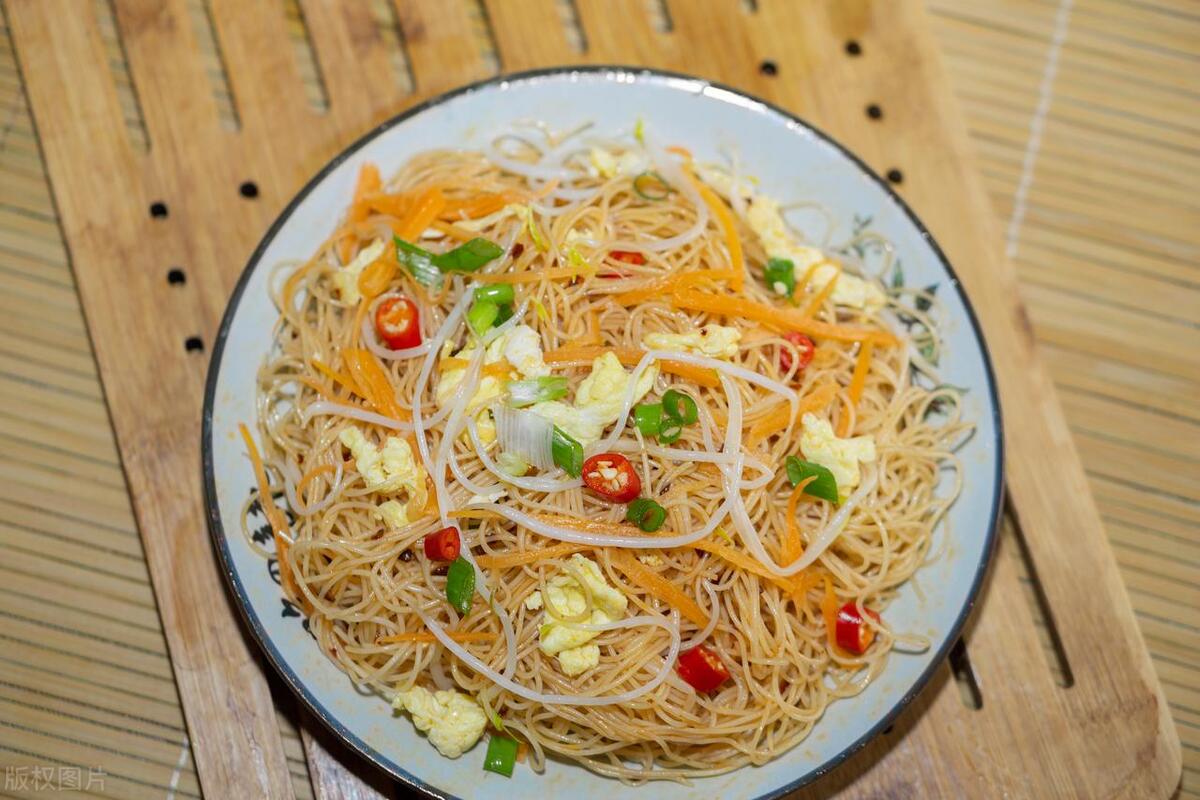 Three shredded fried rice noodles - the first choice for Fuzhou supper ...