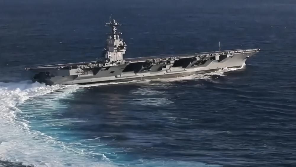 The U.S. aircraft carrier in the South China Sea suddenly made an ...