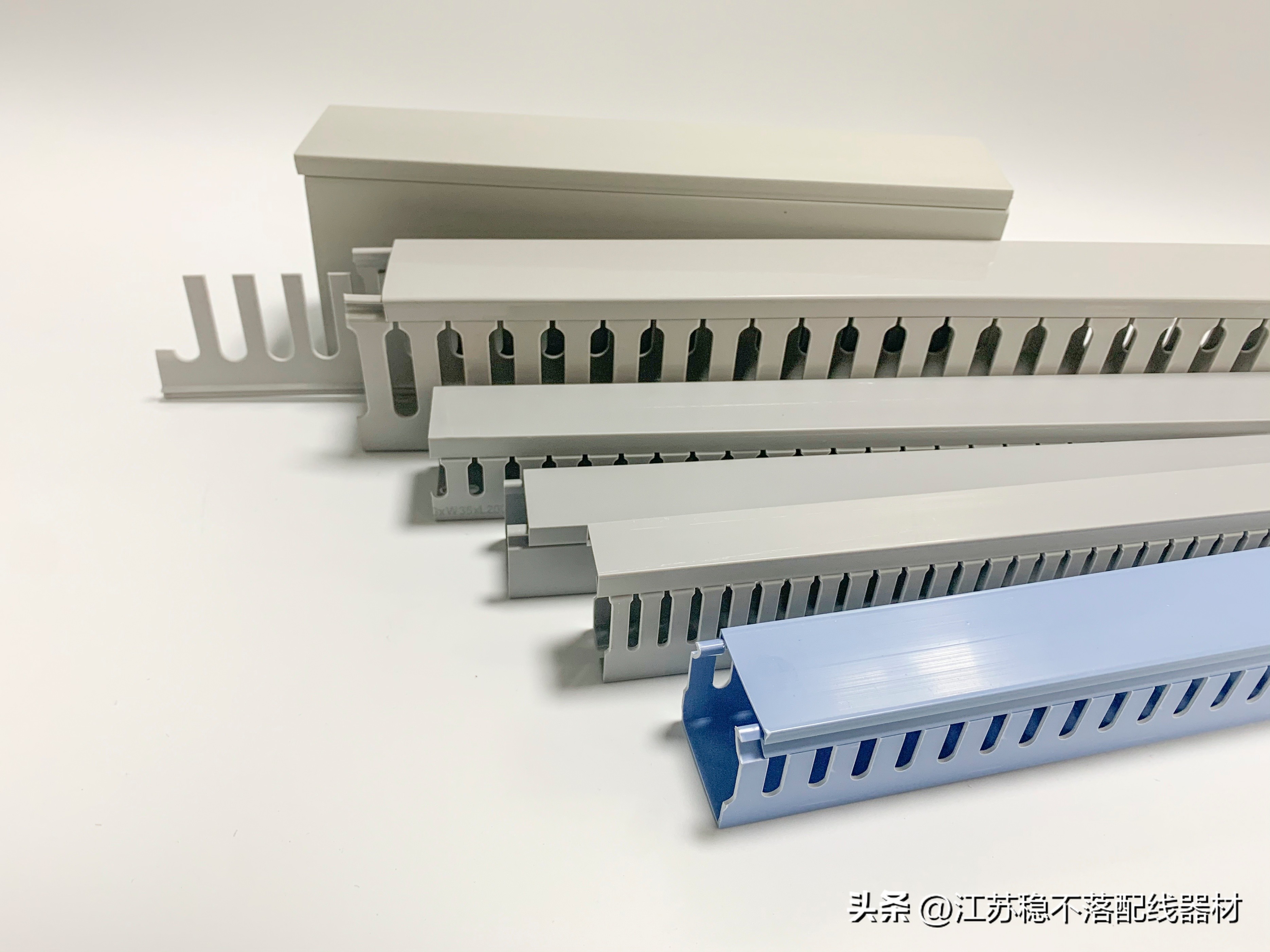How high temperature can PVC flame retardant trunking withstand, and how many degrees can it