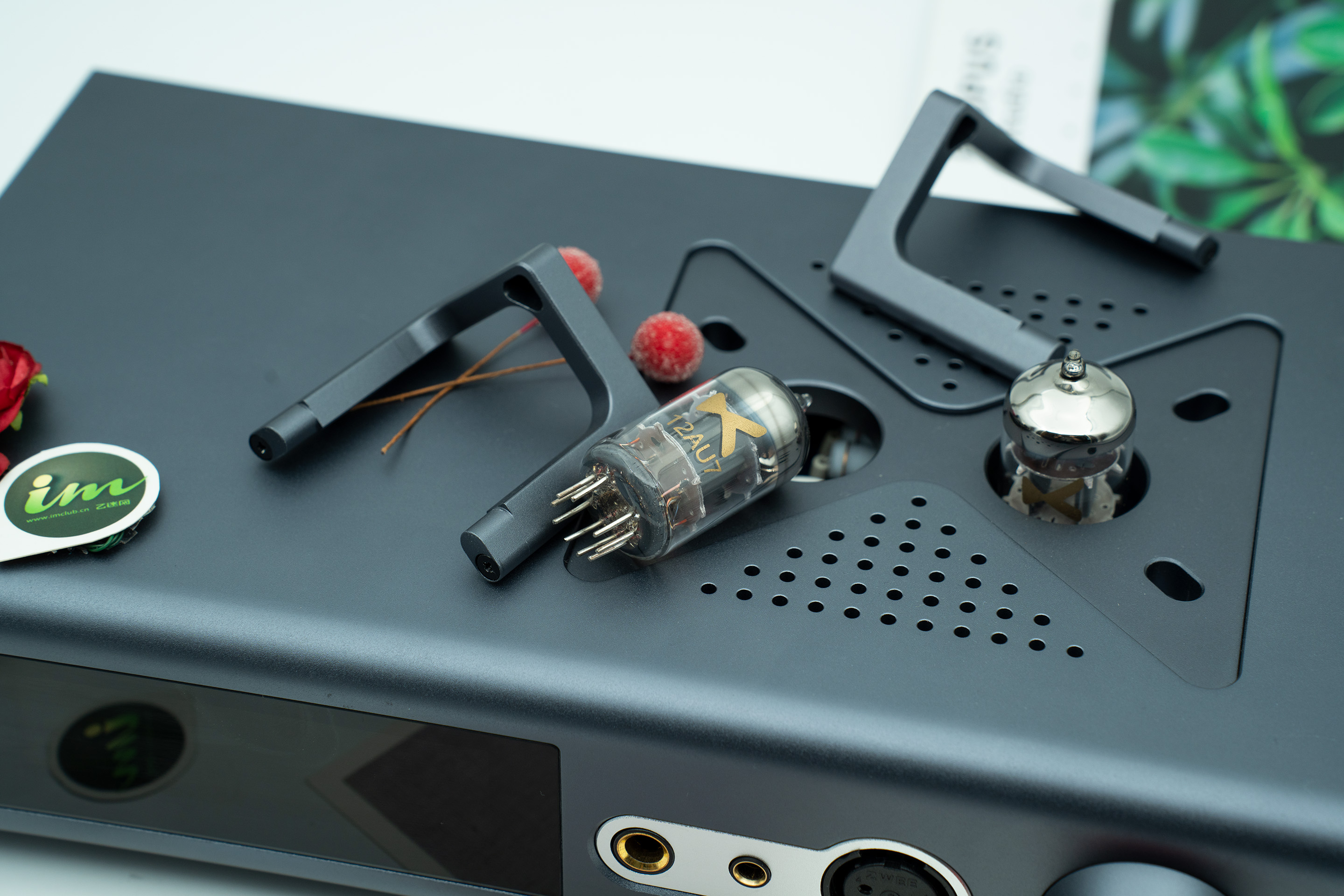 Ta22 Part Born for streaming music - TA22 desktop tube decoding amp all-in-one ...