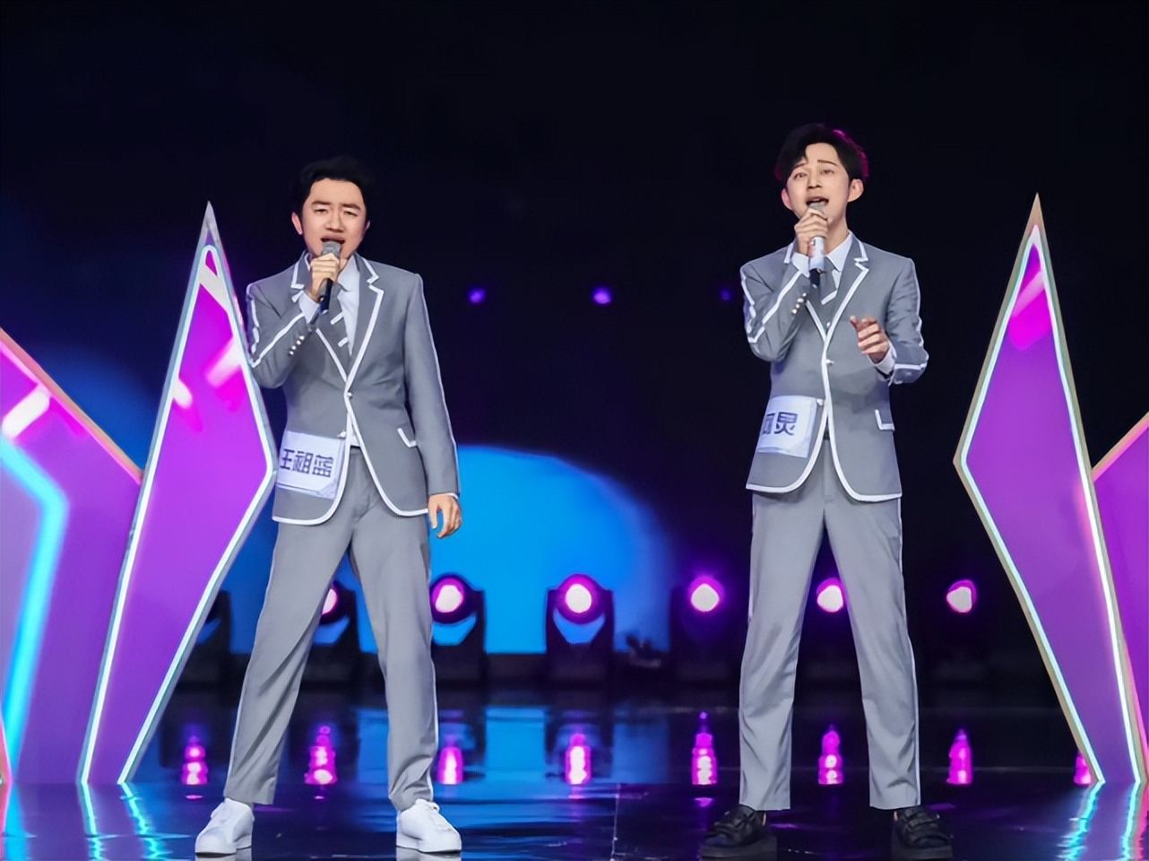 It's time to witness He Jiong's highlight!He Jiong partnered with Wang ...