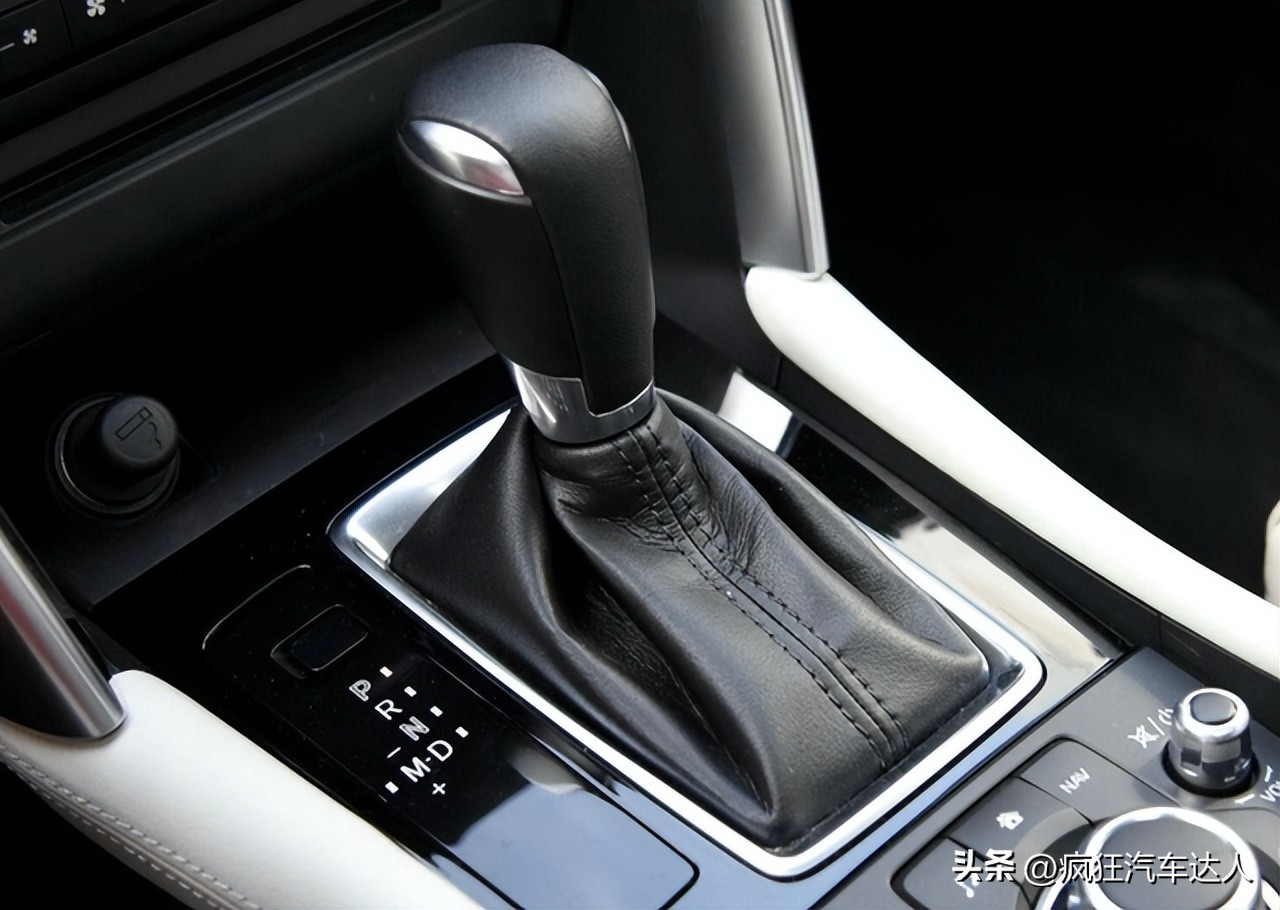How to go uphill and downhill with automatic transmission? Listen to