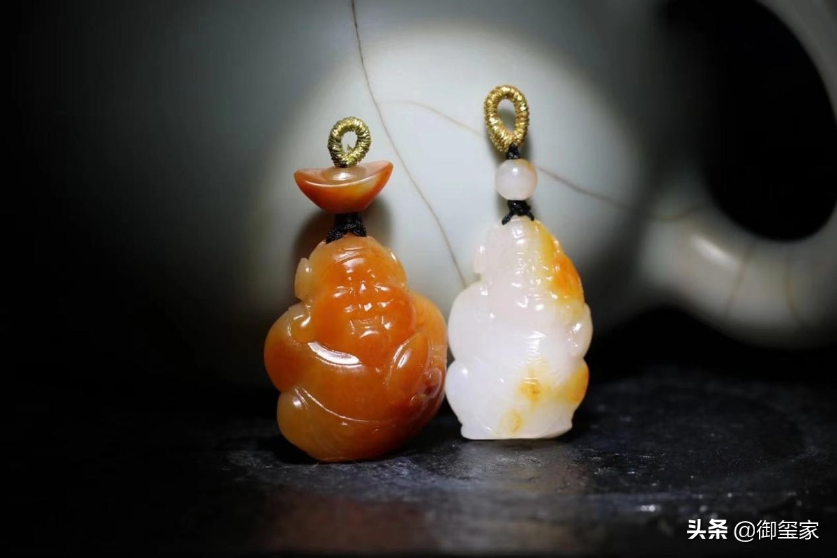 How much is 1 gram of Hetian jade, and the price per gram ranges from