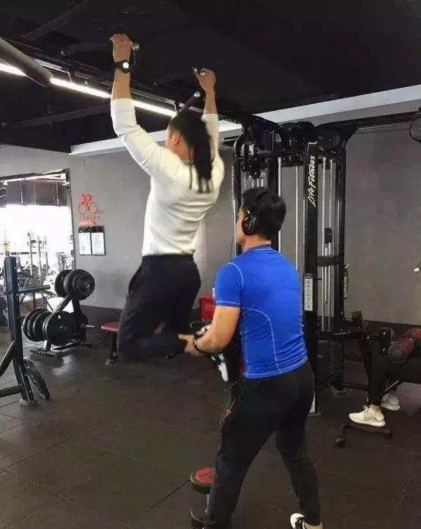 Horizontal bar pullup threestep "Fengshen" training method iNEWS