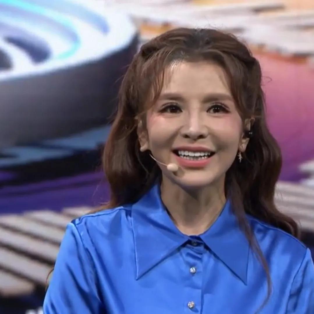 Wang Bingbing returns!The smile is sweet but the eyes can't be opened ...