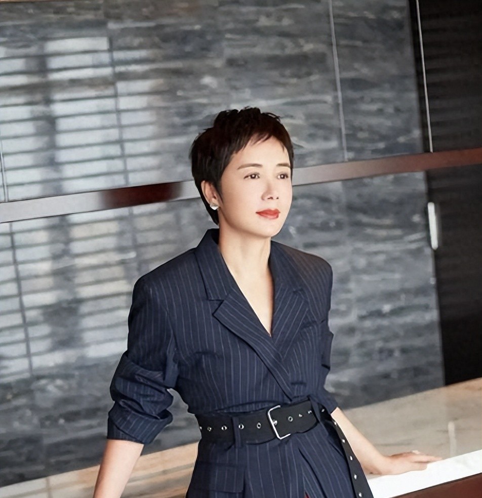 Jiang Wenli: How Is She Doing Now At The Age Of 57