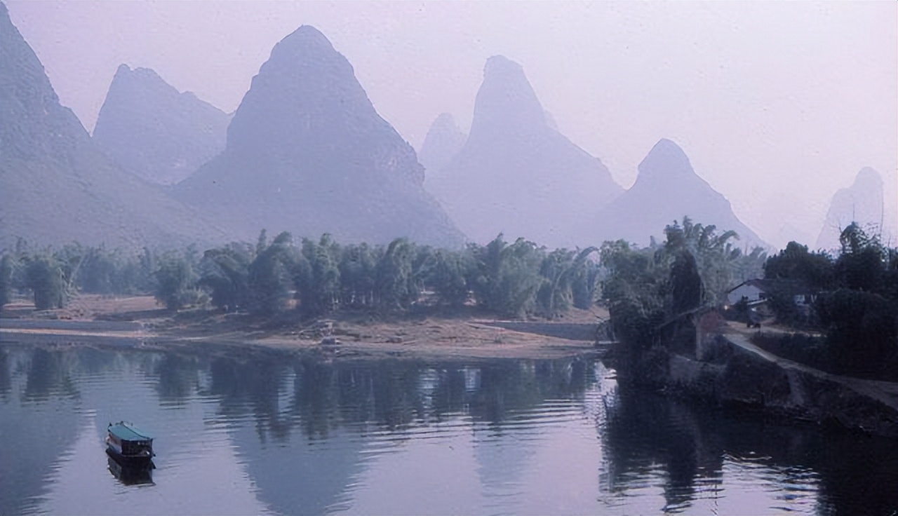 Old photos of Yangshuo, Guilin in 1985 (natural scenery + local customs ...