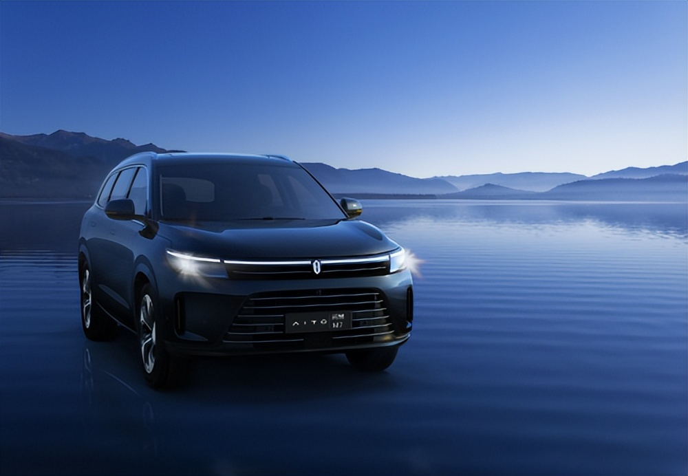 compared-with-the-m7-the-alpha-dual-engine-what-is-the-dimensionality