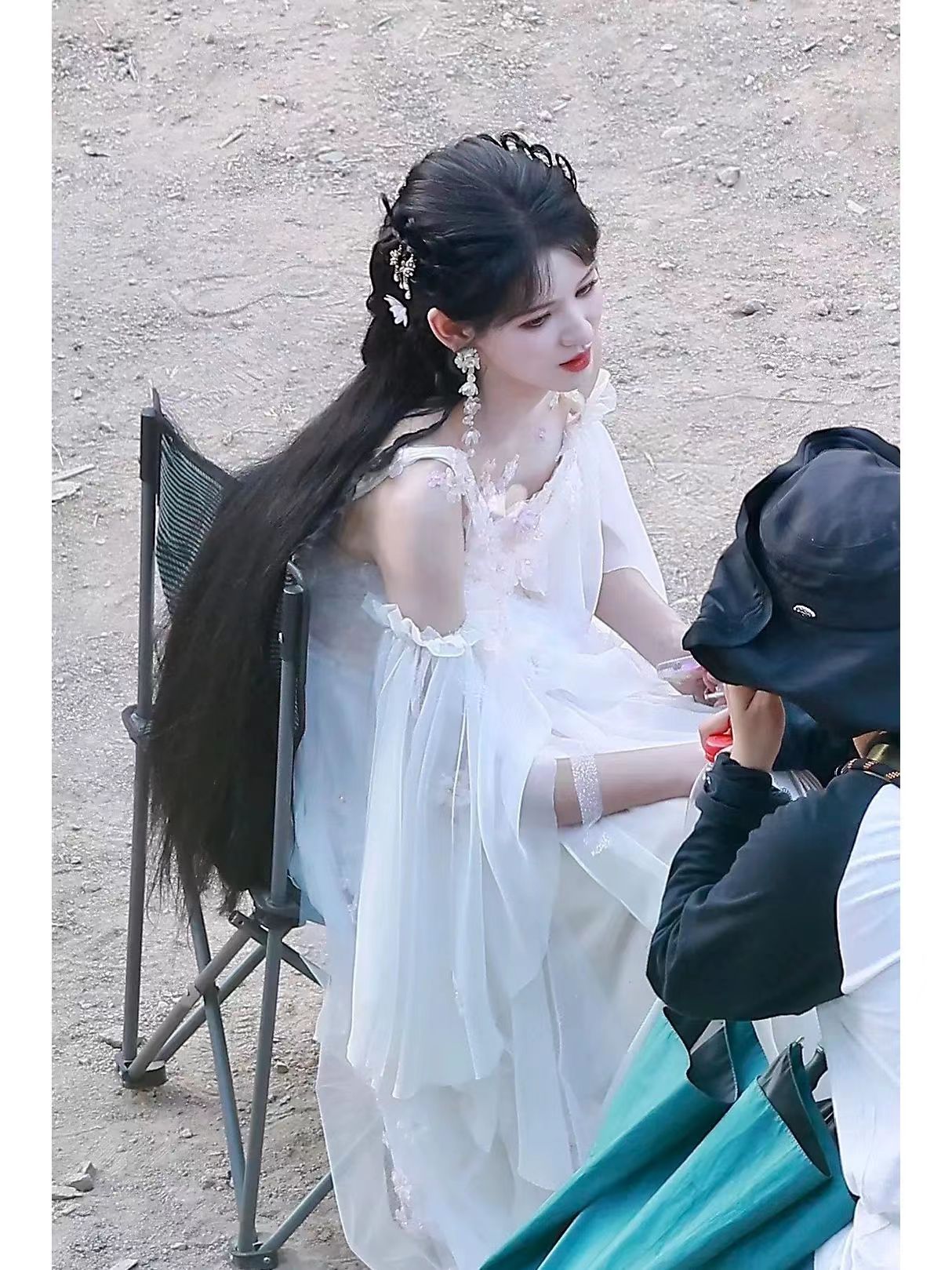 Zhang Yuxi Douluo Continent2 Reuters, the white dress is so beautiful! iNEWS