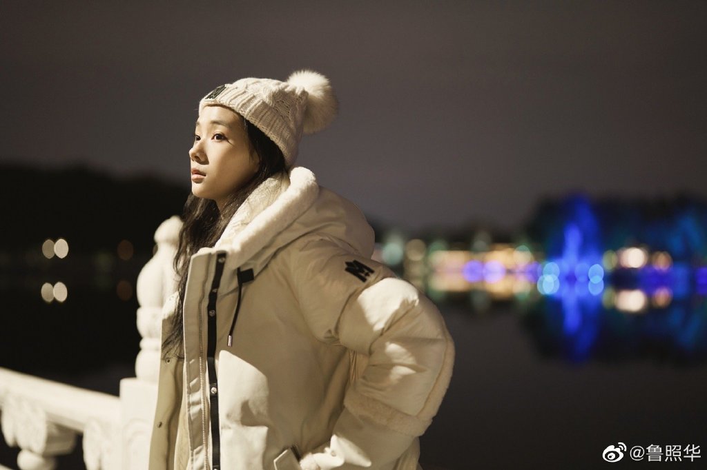 How do female stars wear after the beginning of winter, Lu Zhaohua adds ...