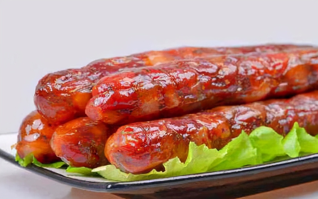 Is the sausage oil good or bad? What should I do if the sausage is oily