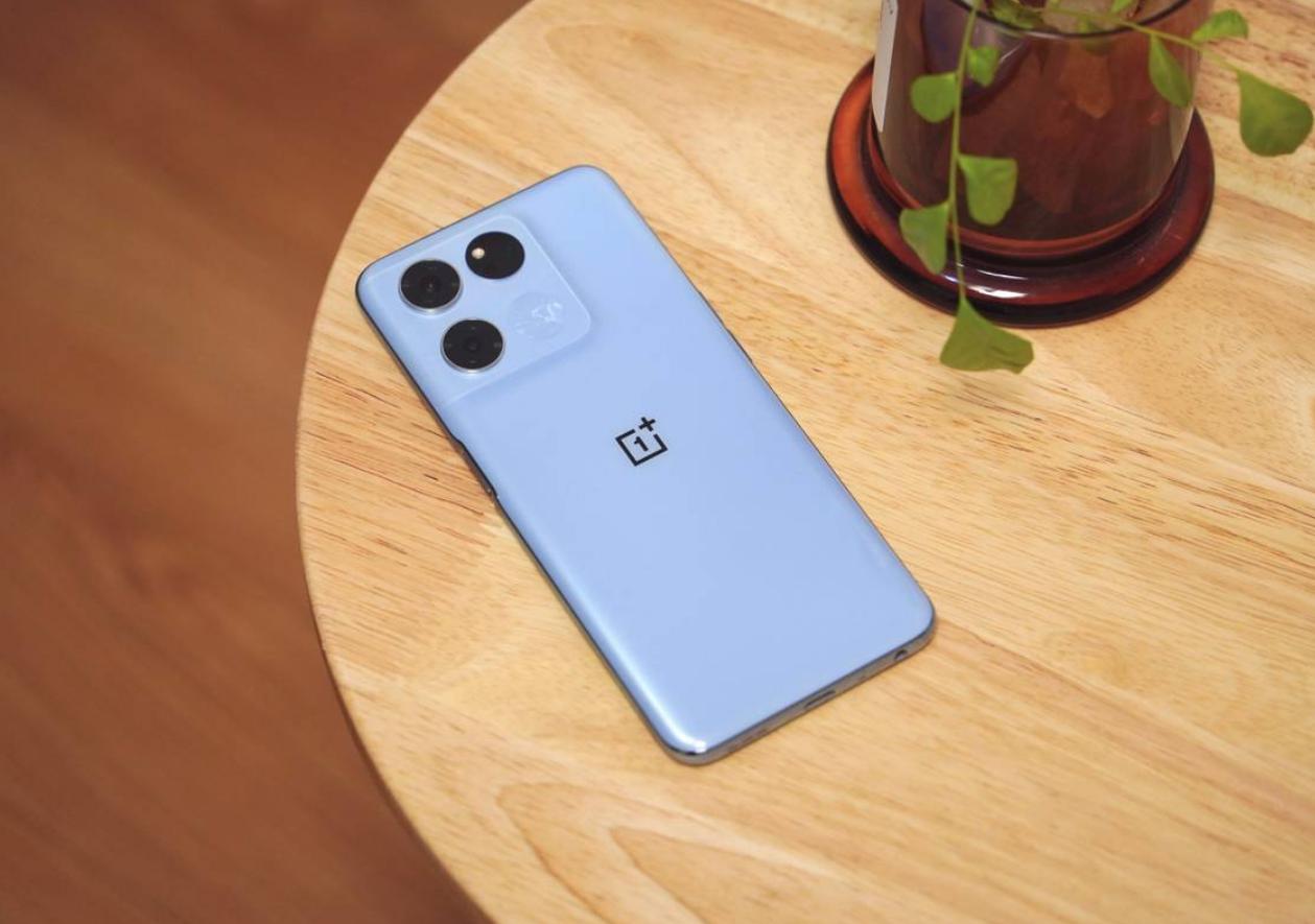 Two midrange phones worth buying, cheap and powerful iMedia