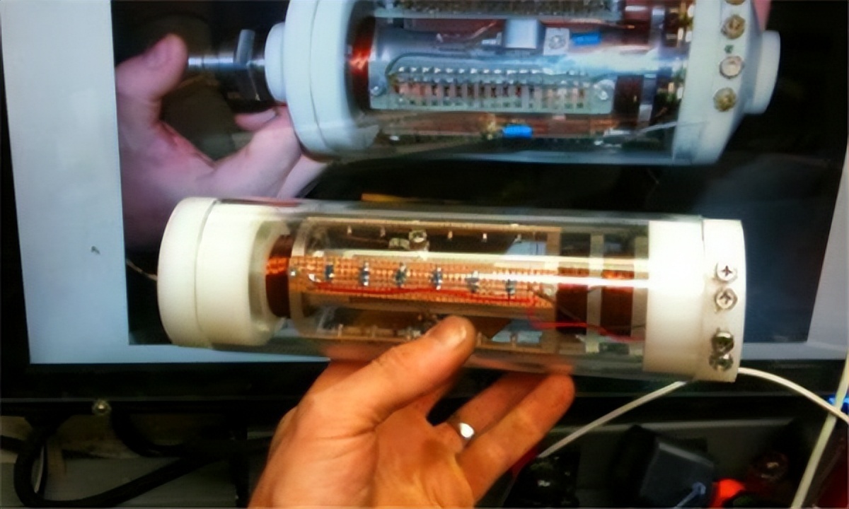 Documentary He invented the "waterboiling car", claiming that 83