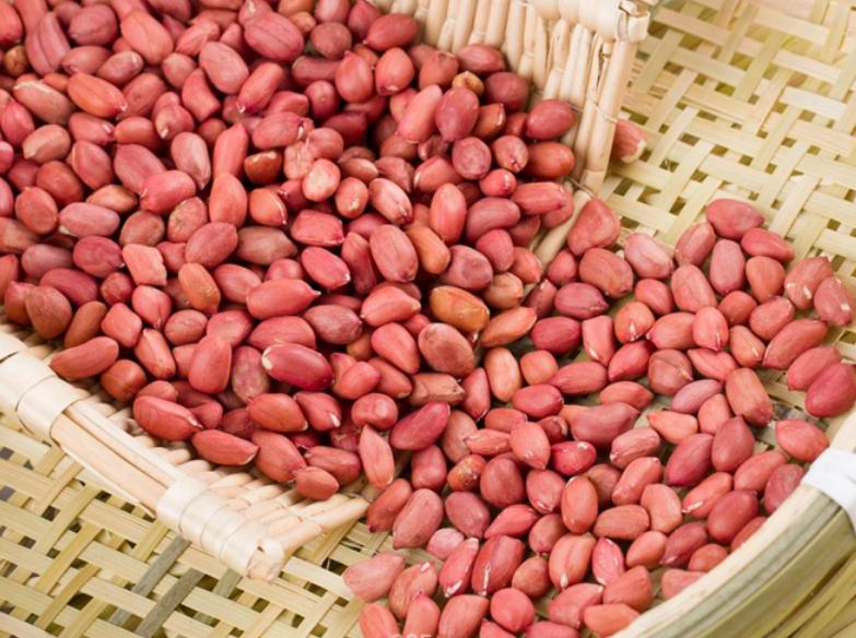Peanuts known as "longevity fruit", peanuts are treasures all over the