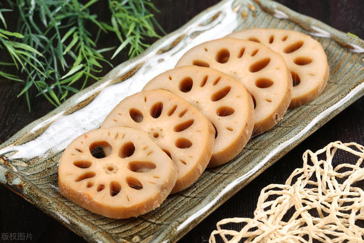 In the middle of July 21st, use lotus root with kiwi fruit, one for