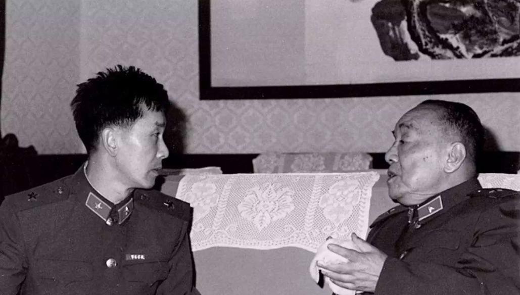 When Yang Shangkun was imprisoned and critically ill, the guarding ...