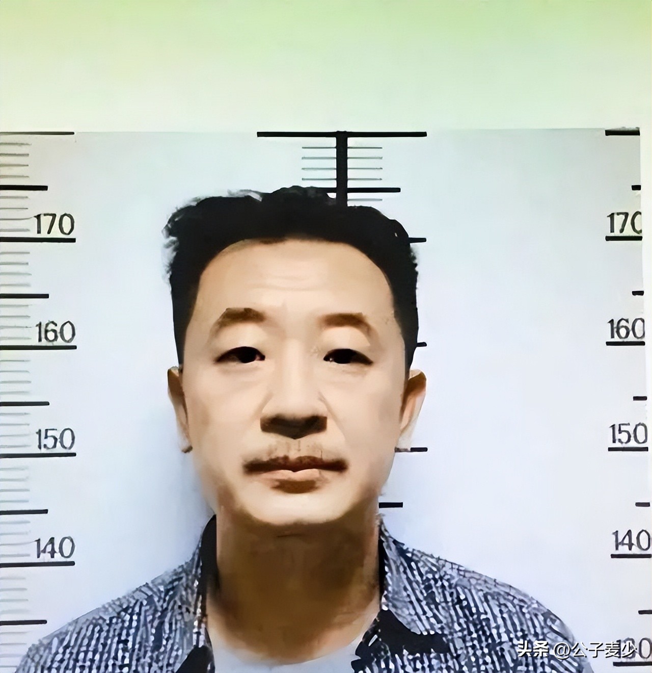The recent situation of 46-year-old Huang Haibo was exposed! Unshaven ...