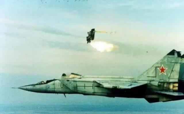 In 1983, what happened to mainland pilot Wang Xuecheng after he ...