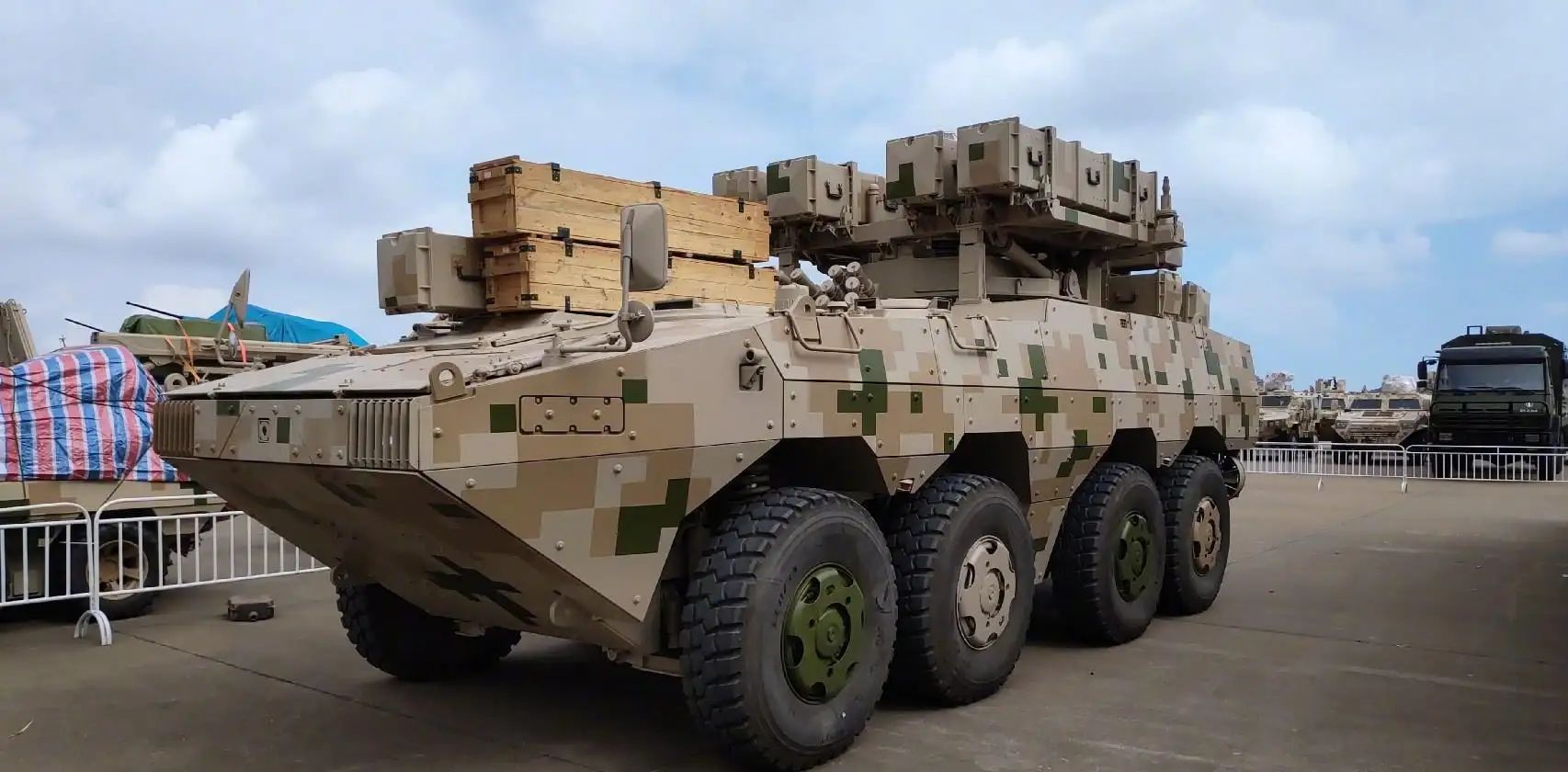 China's equipment record - Hongjian 10 anti-tank missile - iNEWS