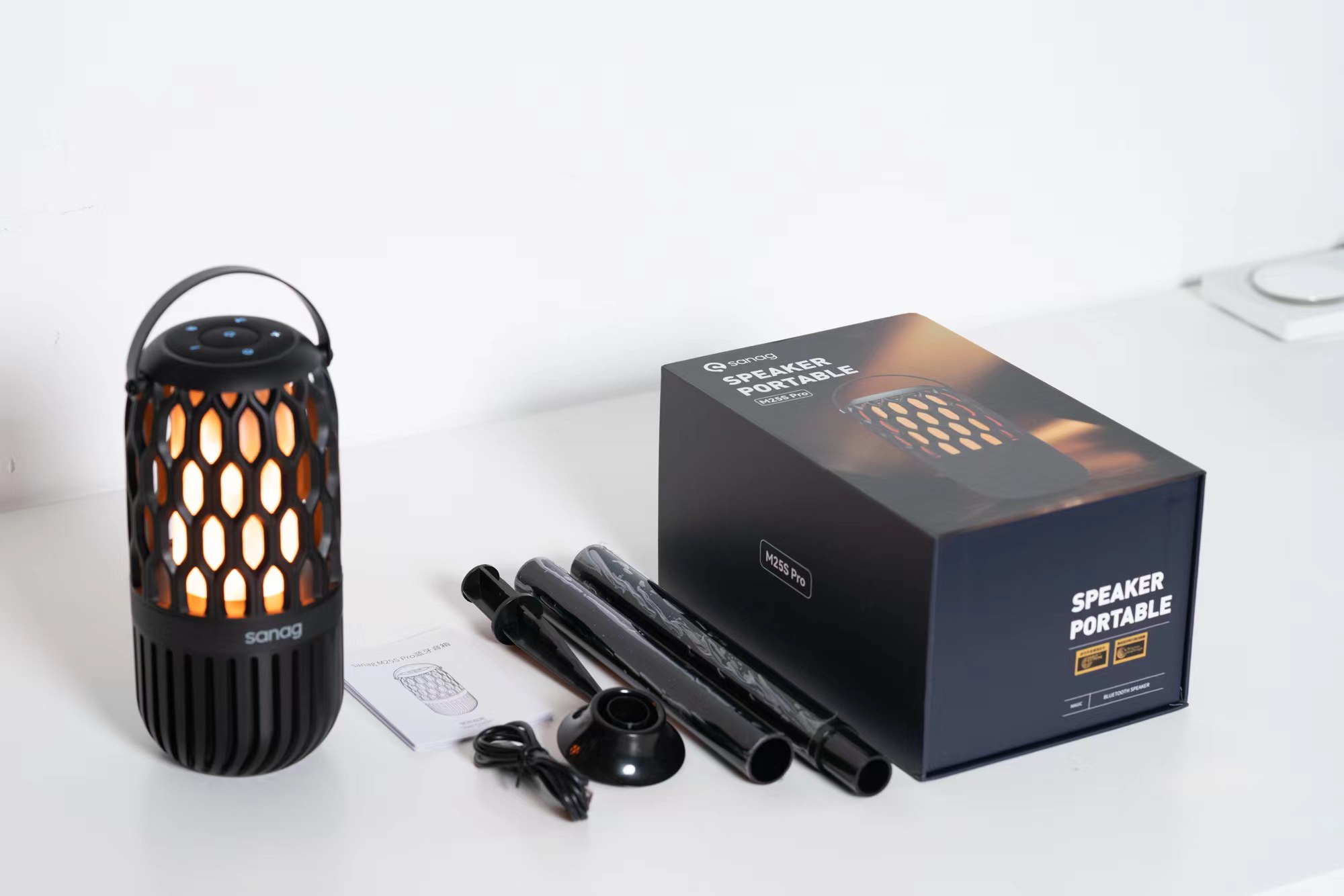 How to choose a portable camping light speaker? sanag M25 outdoor camping light bluetooth