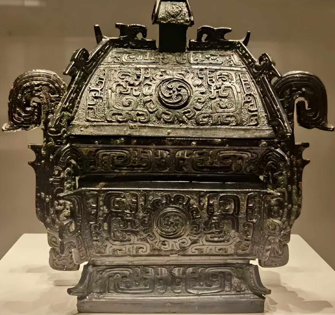 The Origin and Development of Bronze Ware - iNEWS