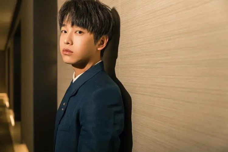 Another suspense movie set, starring Peng Yuchang and Hu Bingqing