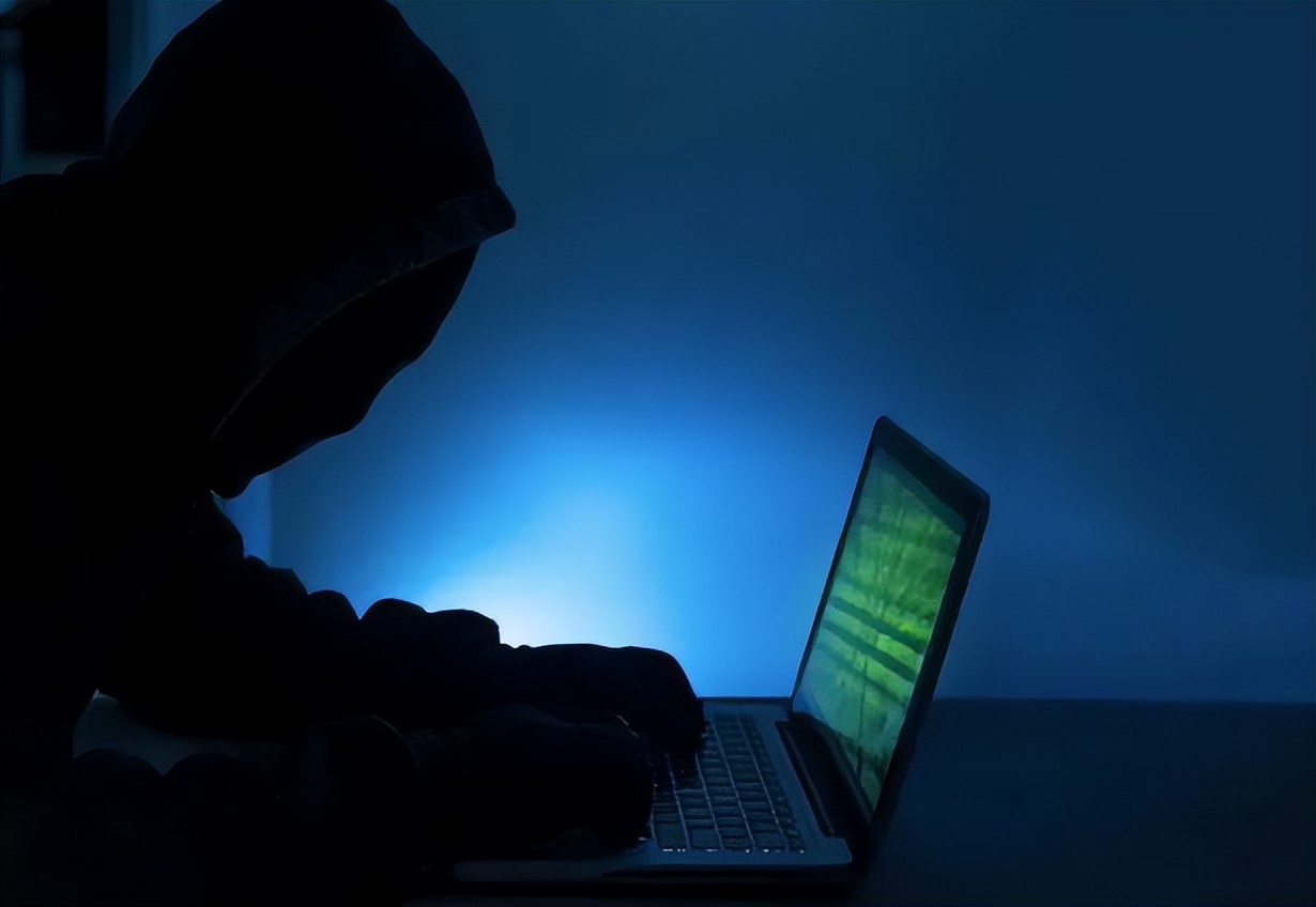 60-year-old British man hacked more than 700 cameras around the world ...