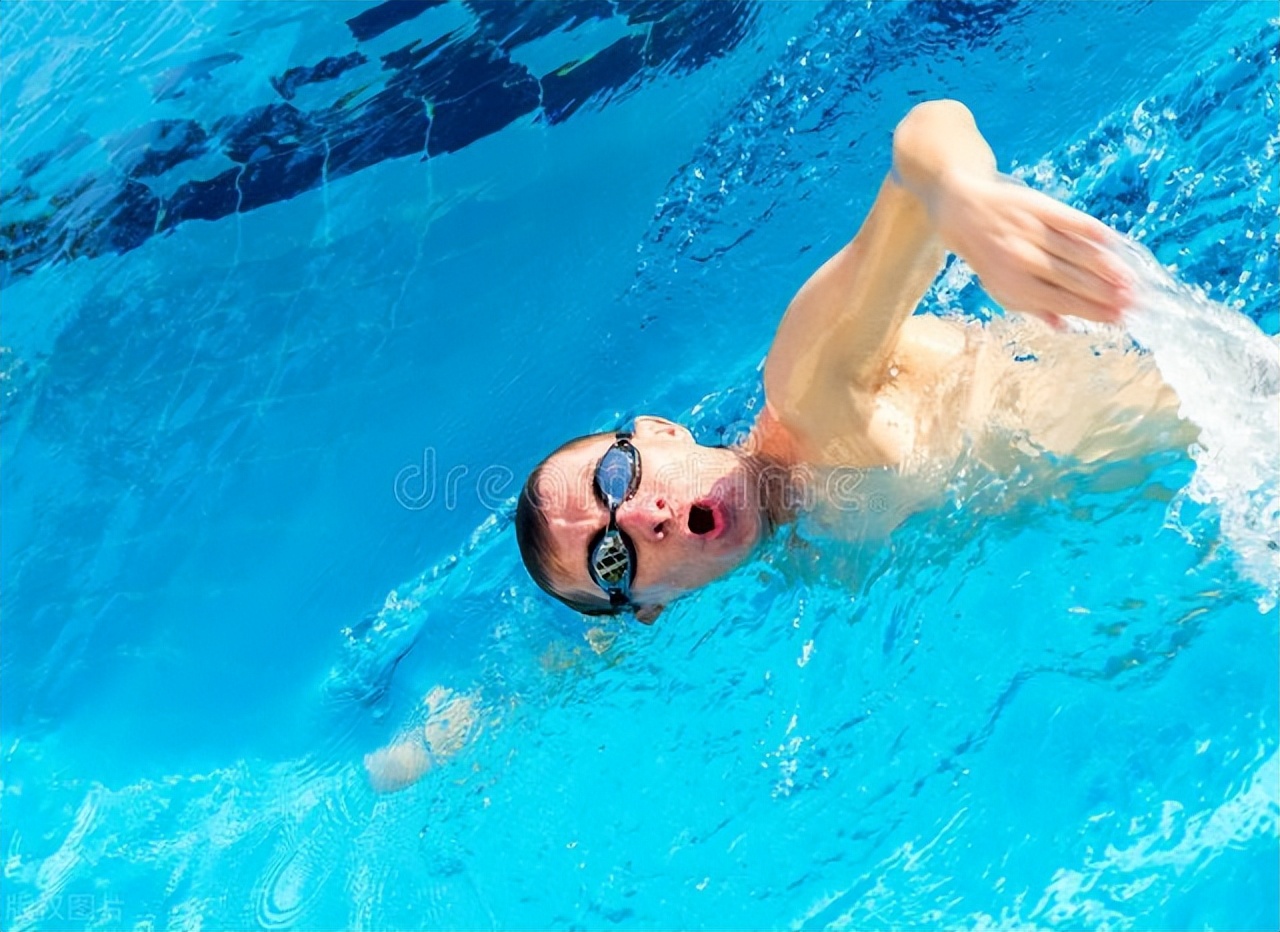 Why do divers take a shower after every dive? iNEWS