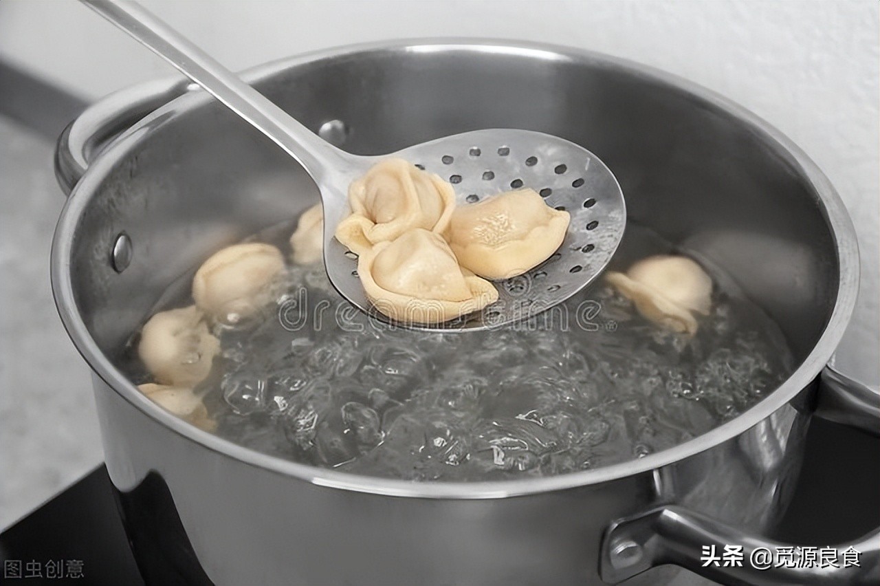 To cook dumplings, "order water" or "no water"?The difference is big