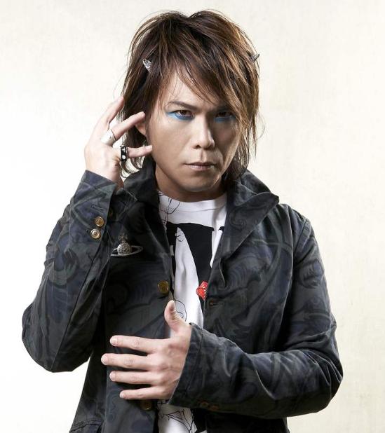 Wu Bai, a good singer who interprets what is called "late bloomer" with