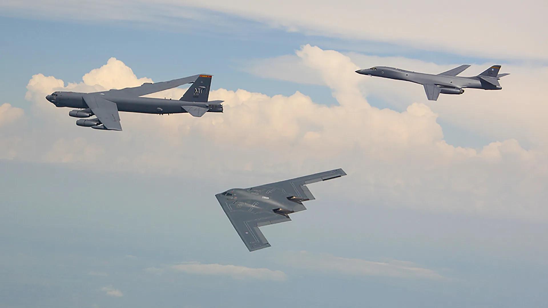 The U.S. Air Force's New Plan To Retire B-2 And B-1 Bombers Early Is A ...