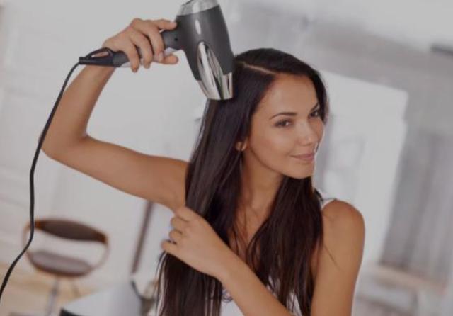 Can women wash their hair during menstruation?Gynecologist's reminder: 5 things you can't do when you have a period - iNEWS Can women wash their hair during menstruation?Gynecologist's reminder: 5 things you can't do when you have a period - iNEWS