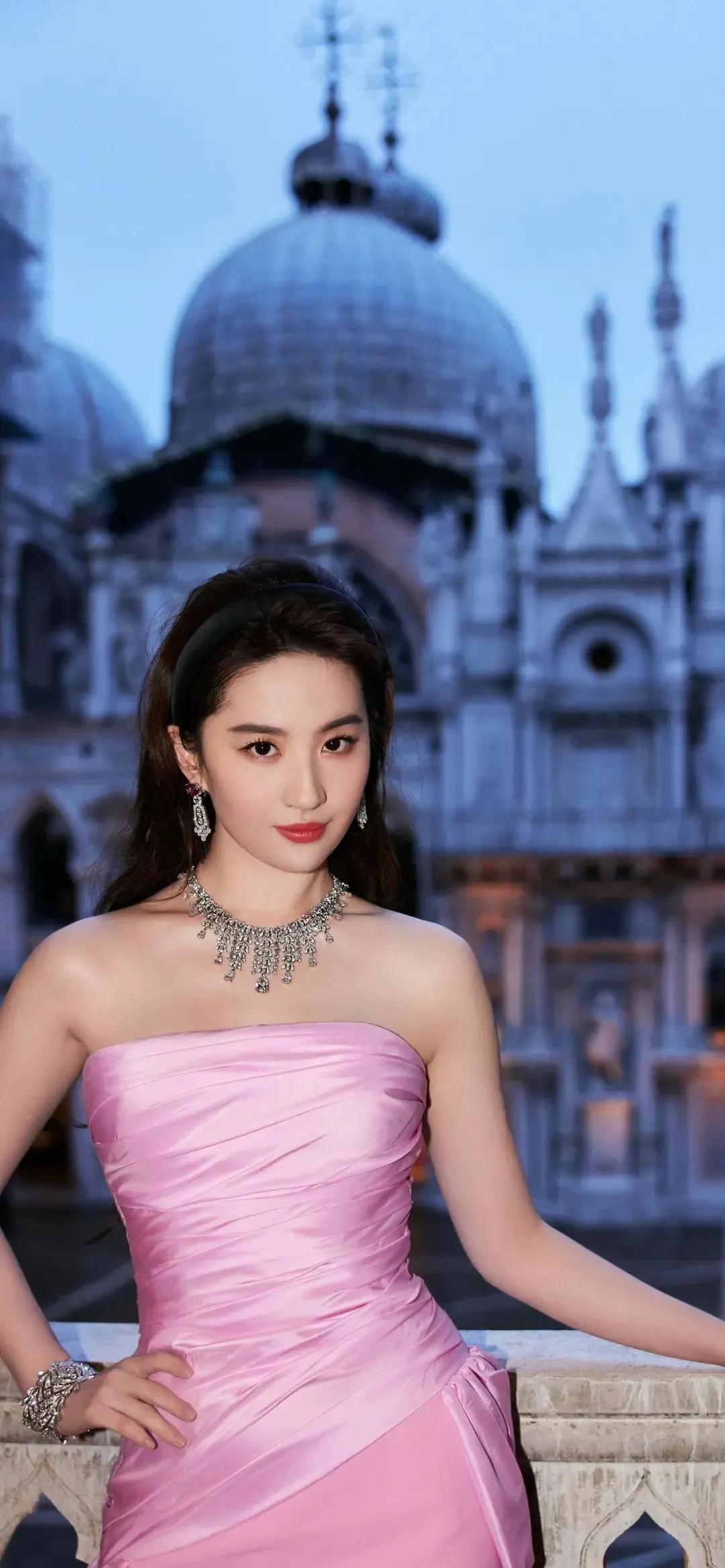 Liu Yifei photo wallpaper - iMedia