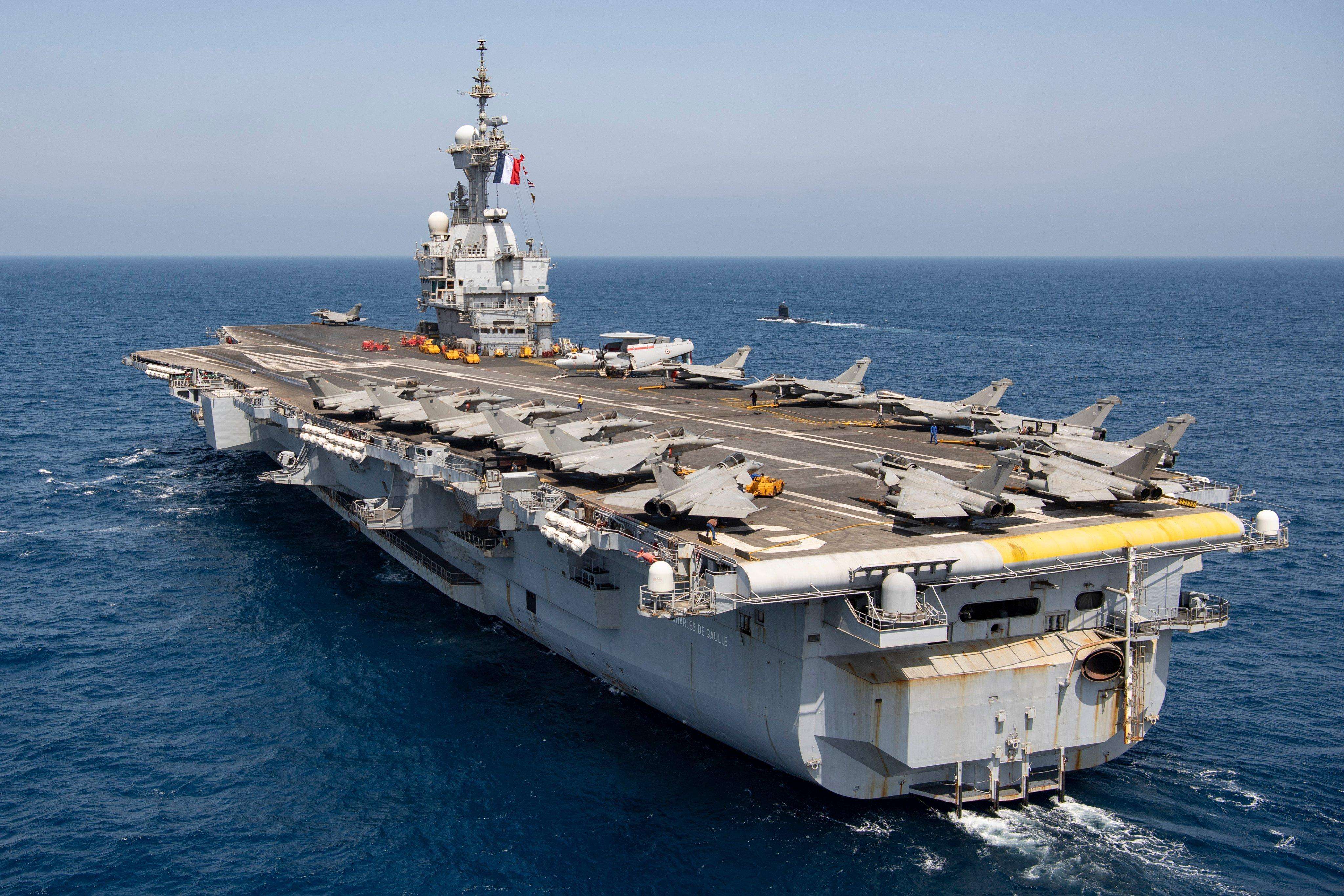 why-is-the-speed-of-the-aircraft-carrier-around-30-knots-how-fast-is