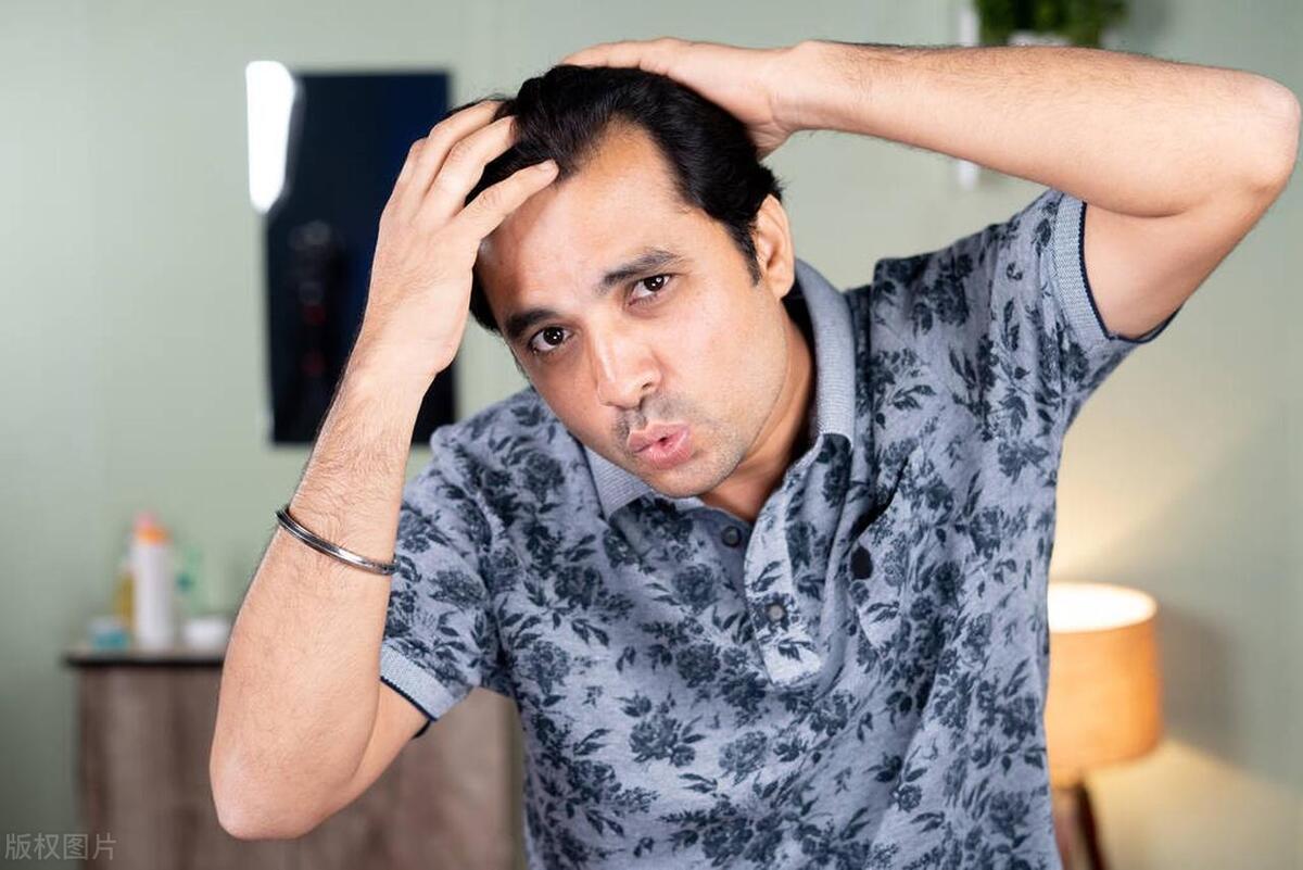 Why do men's pillows turn yellow easily? Is it unhygienic? Doctor or 4