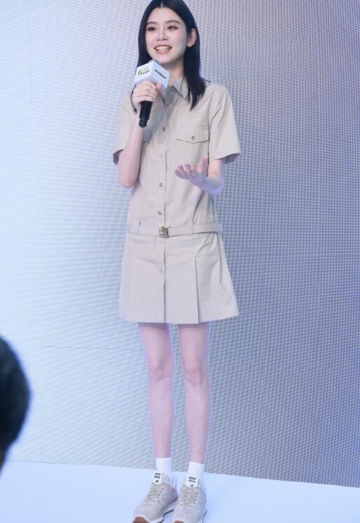 The actresses are more beautiful than others! Yi Nengjing bumped into ...