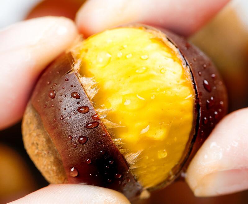 How to cook chestnuts?Use cold or hot water?Teach you the correct way