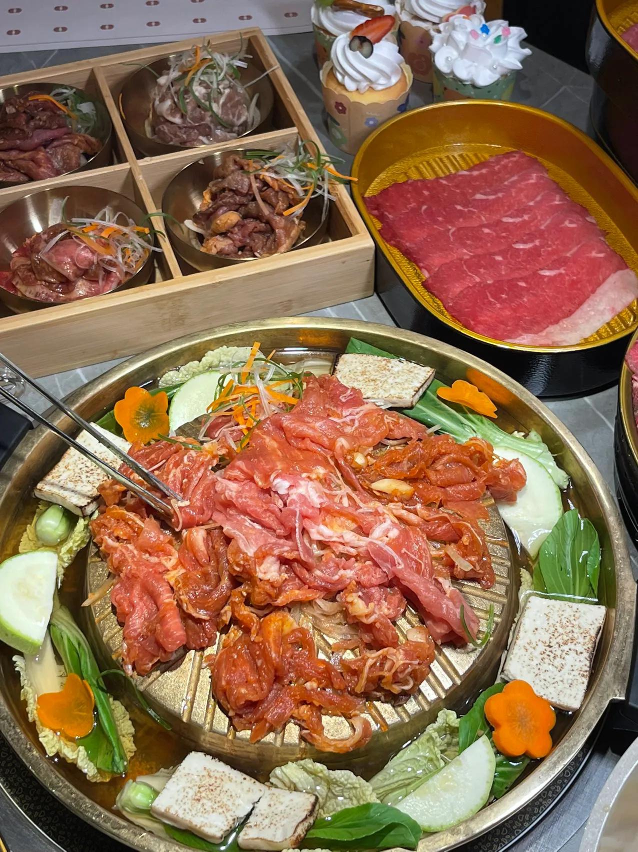 Chongqing barbecue restaurant? Han Zong's same cheese cloud kimchi rice ...