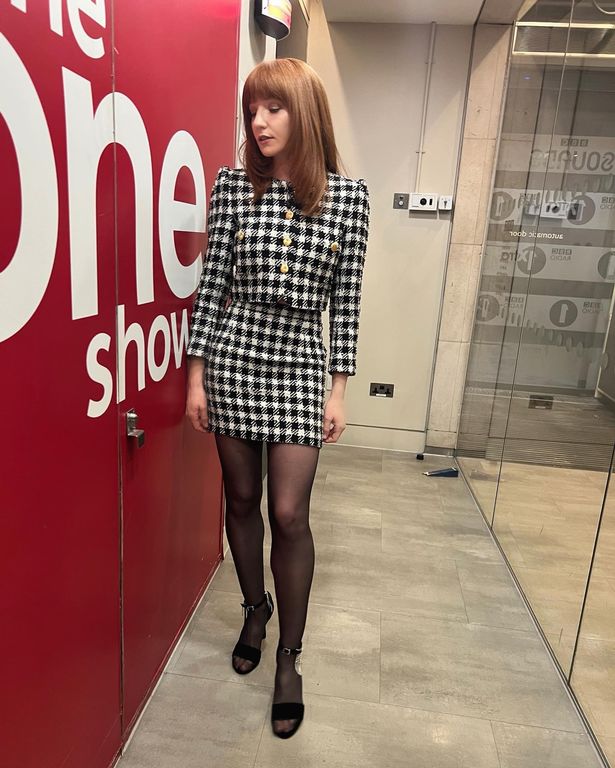 Nicola Roberts Shows Off Her Gorgeous Legs at Strictly stint - iMedia