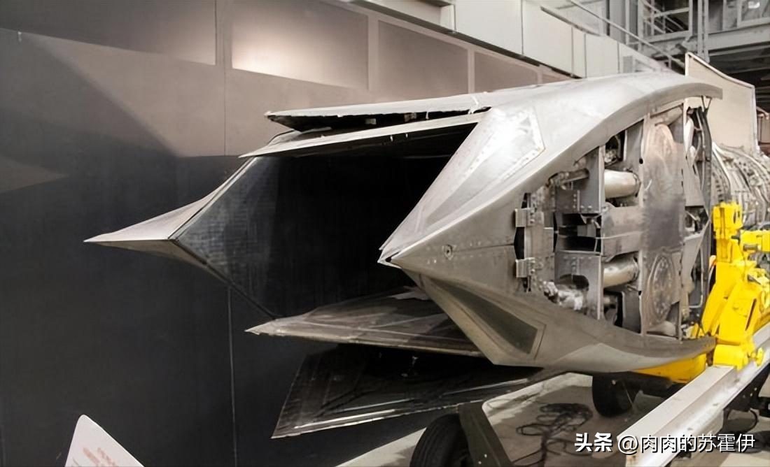 The parameters of turbofan 10C binary vector version are exposed, with ...