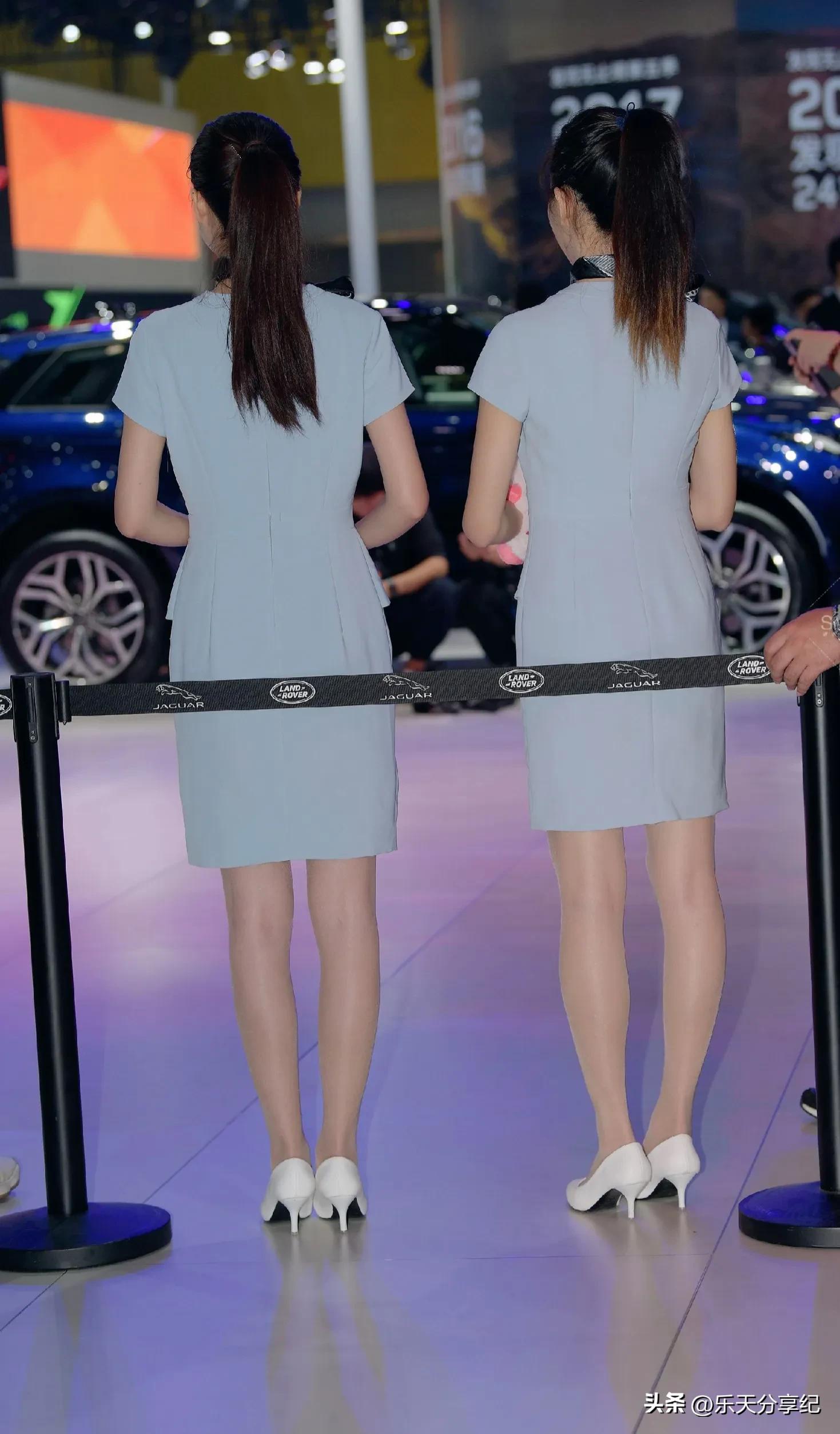Miss etiquette at the auto show, looks and body are first-class - iNEWS