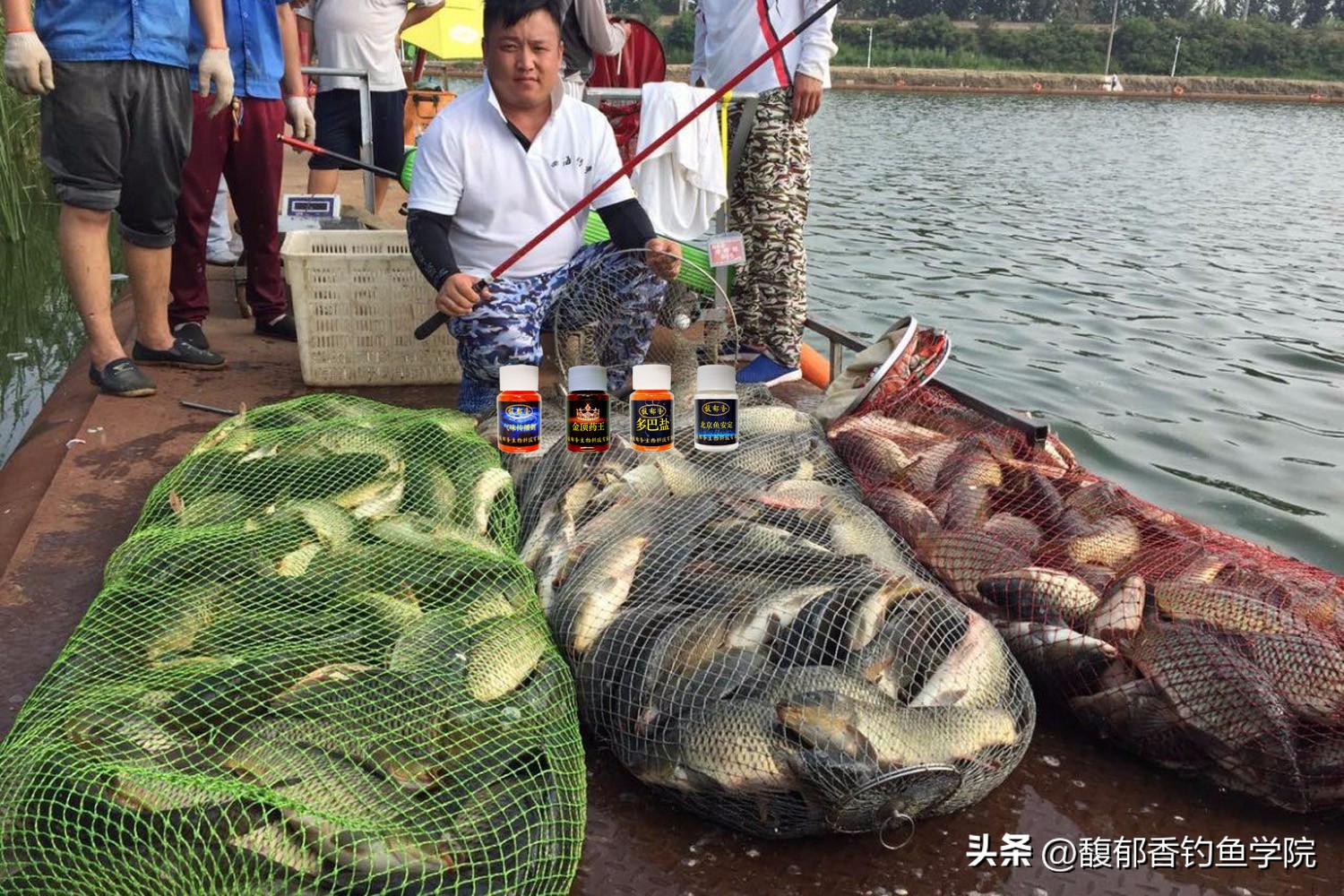 Fish grabbing strategy for black pit carp fishing in summer, 5