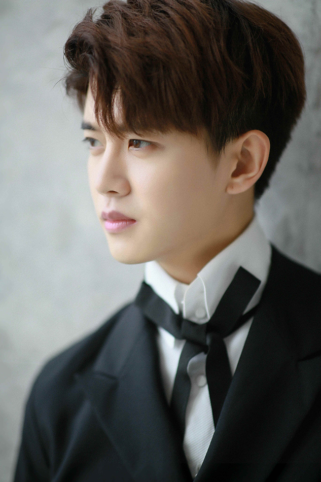Ren Jialun's 2022 new drama starts, the heroine is Yang Ying, the ...